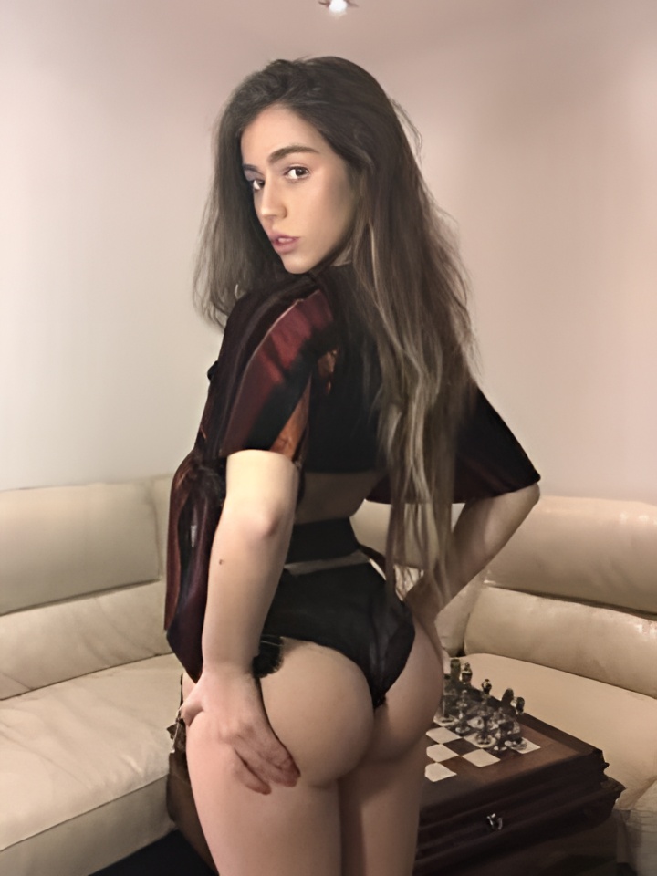 Роксана привлекальеная девушка из Апшеронск цена от 3000 руб