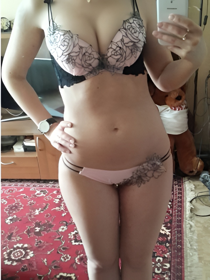 Софи привлекальеная девушка из Апшеронск цена от 4000 руб