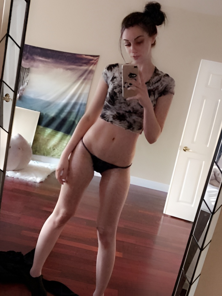 Василиса привлекальеная девушка из Апшеронск цена от 2000 руб