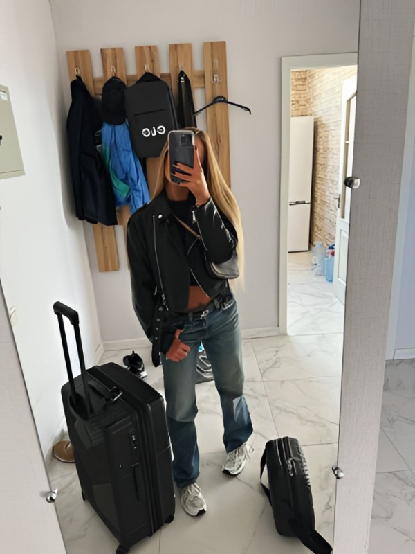 Агнесса привлекательная девушка из Апшеронск цена от 10000 руб