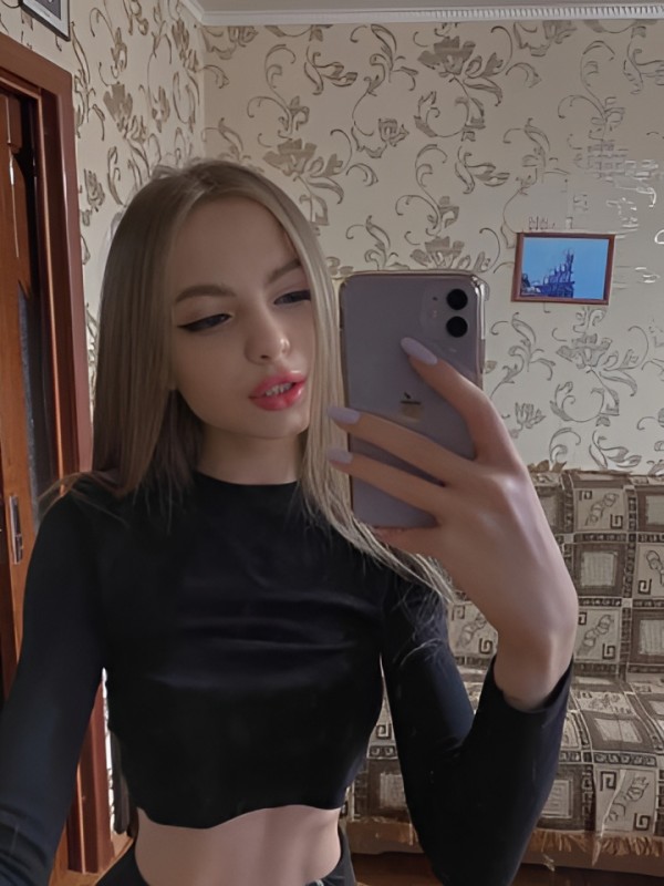 Ева привлекательная девушка из Апшеронск цена от 1500 руб