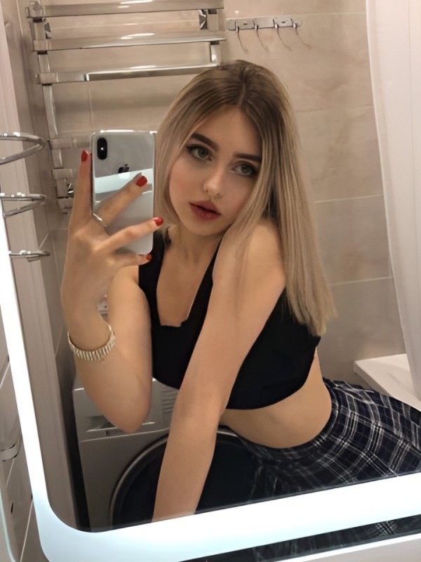 Ксюша привлекательная девушка из Апшеронск цена от 5000 руб