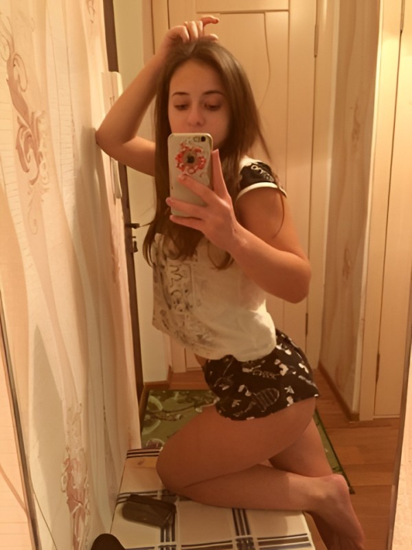 Лина привлекательная девушка из Апшеронск цена от 3000 руб