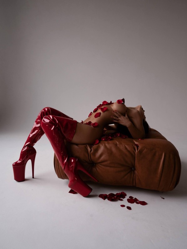 Елизавета привлекательная девушка из Апшеронск цена от 7000 руб